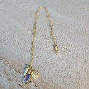 Kendra Scott Dira Gold Coin Charm Necklace in Lilac Abalone